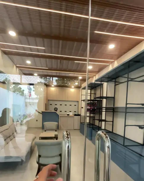 Lobby with lounge chairs