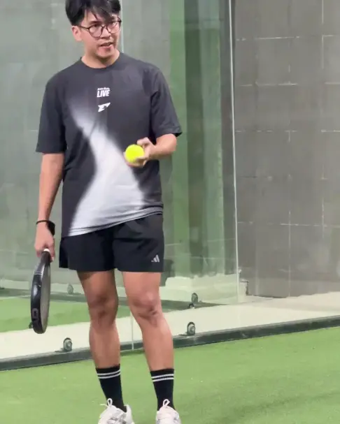 A player ready to serve